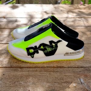 DKNY the Melyss Print Accent Zip Front Sneaker Mules - Size 6M